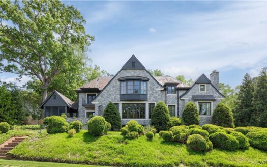 5210 Riverside Drive