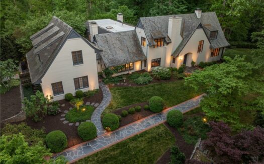 5 Lancaster Lane